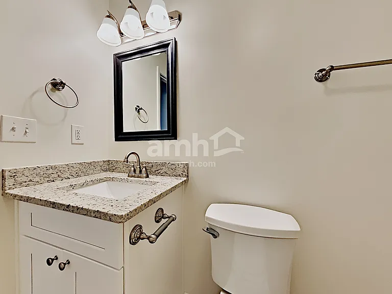 80 Lloyd Dr — Photo 18