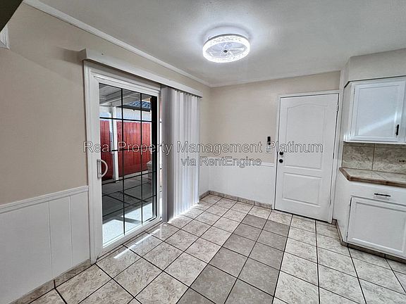 5th image of 106 Rialto Ave