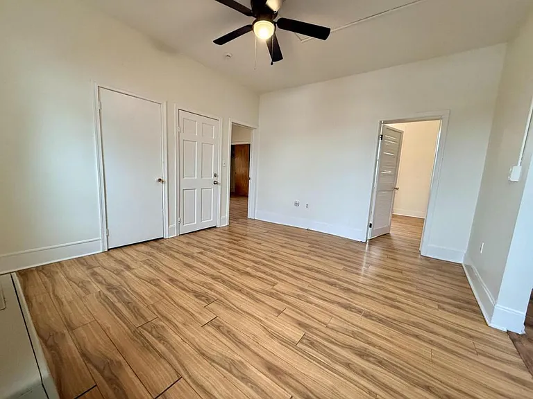 1422 Penn Ave #1 — Photo 7