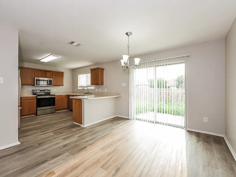413 Dakota Ridge Dr — Photo 6