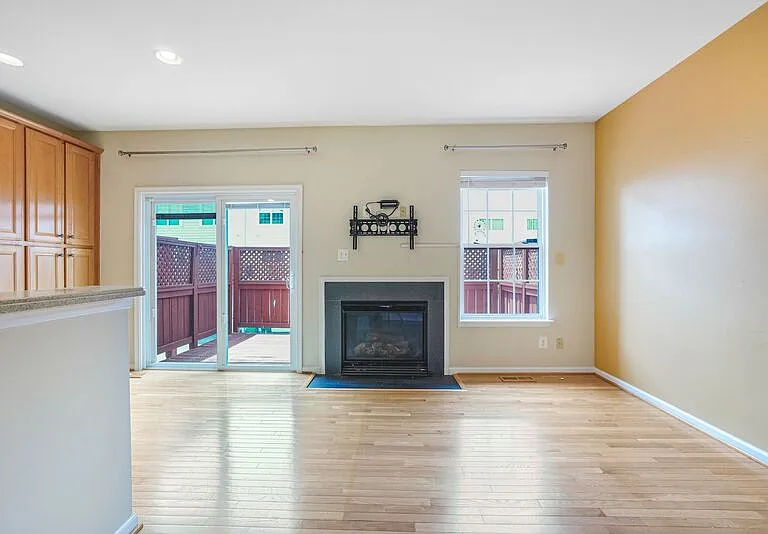 1606 Wilcox Ave — Photo 14