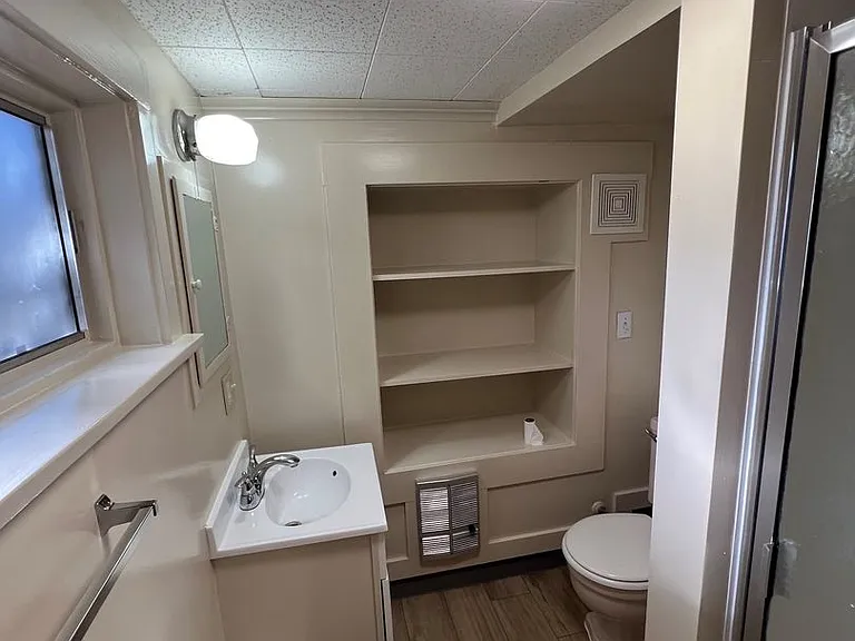 123 Richardson St #A — Photo 9