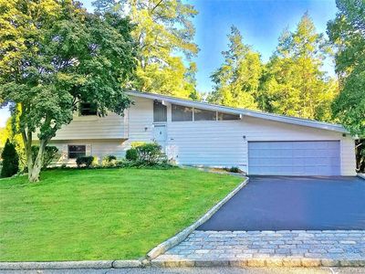 3 Country Club Dr, White Plains, NY, 10607