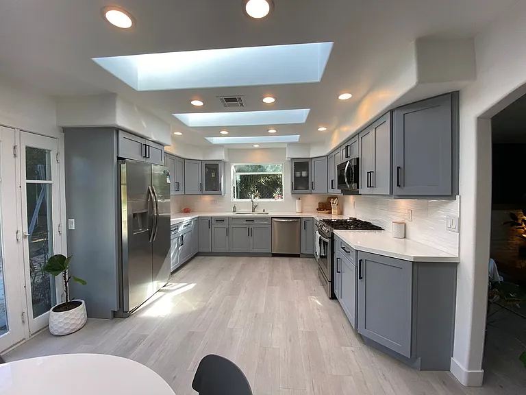 2415 Stevens Cir — Photo 12