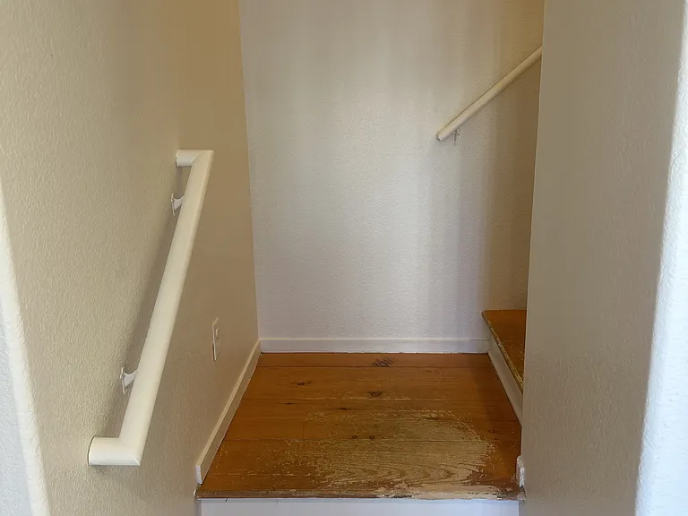 9914 Keephills St — Photo 10