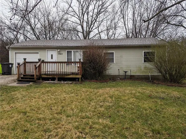 17417 S Benton Dr, Belton, MO 64012