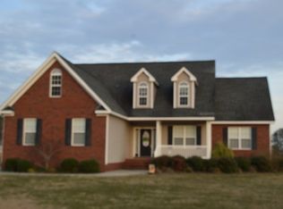 104 Glover Dr, Princeton, NC 27569