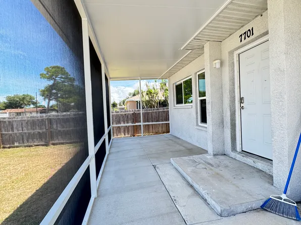 7701 Nixon Ave, Sarasota, FL 34231