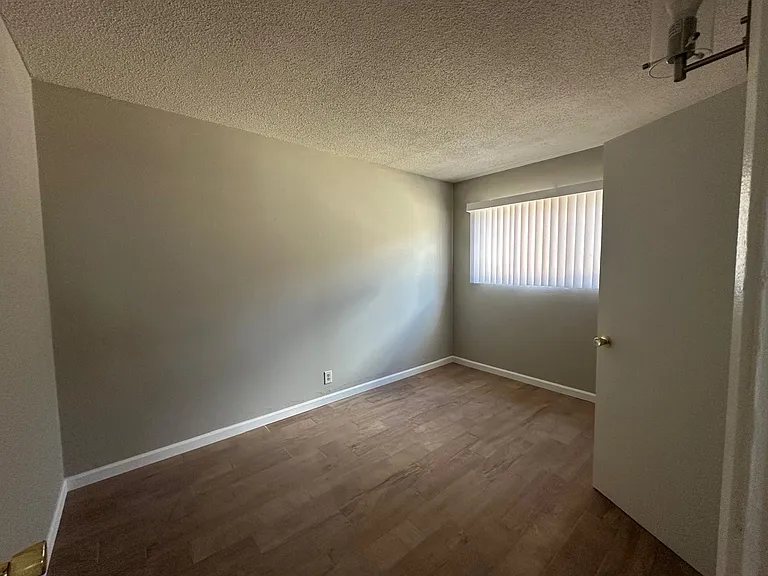 1801 Puente Ave #3 — Photo 18