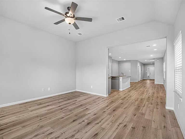 9254 Sea Garden St — Photo 14