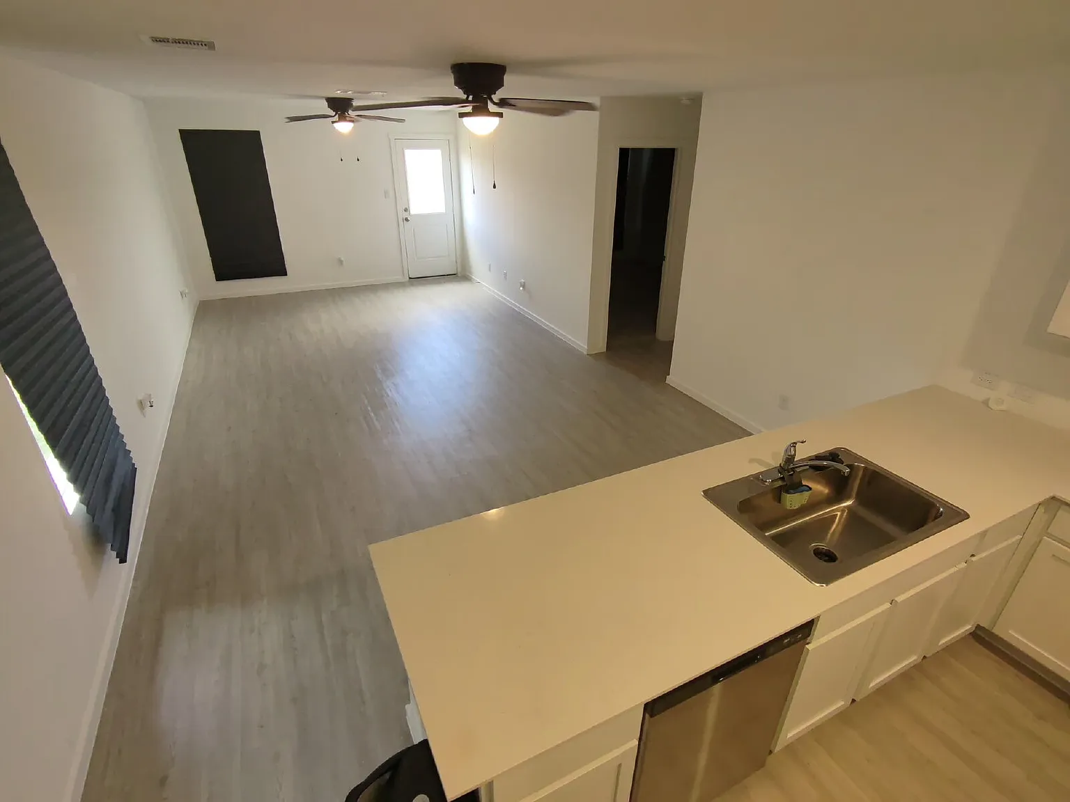3 bed, 2.0 bath, $1,950 — Photo 3