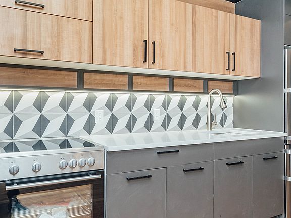 3rd image of 2825 Snyder Ave #4E