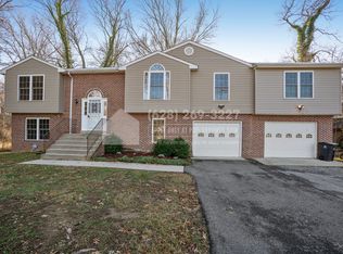 72 Farmington Rd W, Accokeek, MD 20607