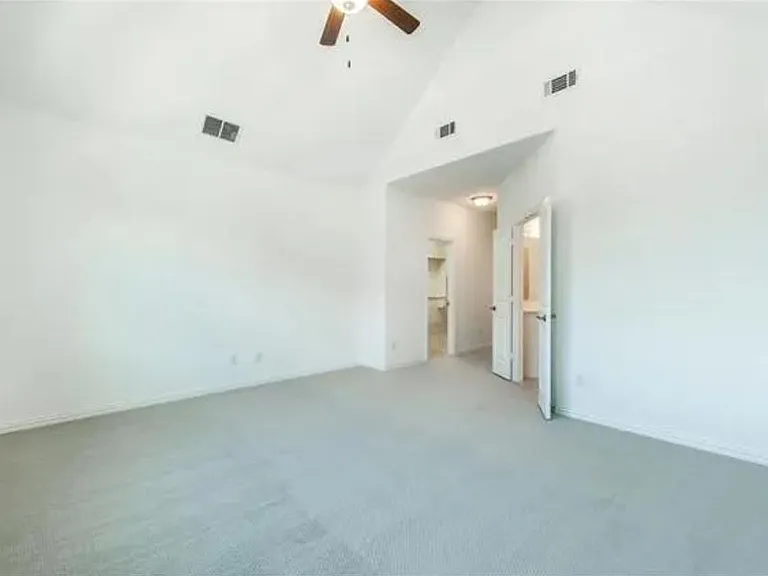 7228 Huckleberry Dr — Photo 13