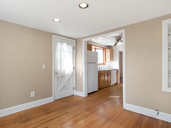 5th image of 49 Sterling Pl Unit 1