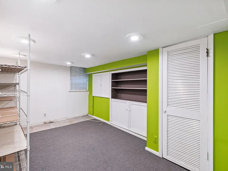 423 S Carlisle St — Photo 26