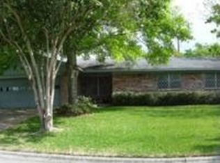 1208 L J St, Brenham, TX 77833