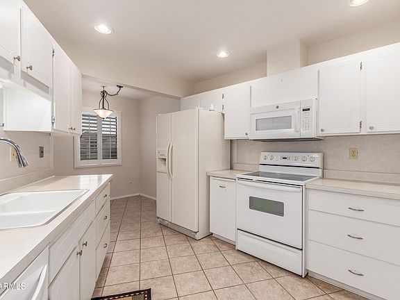 5th image of 17247 N 106TH Avenue