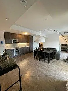 297 College St #820 — Photo 5