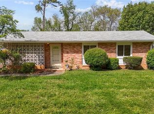 2210 Rheims Dr, Greensboro, NC 27407