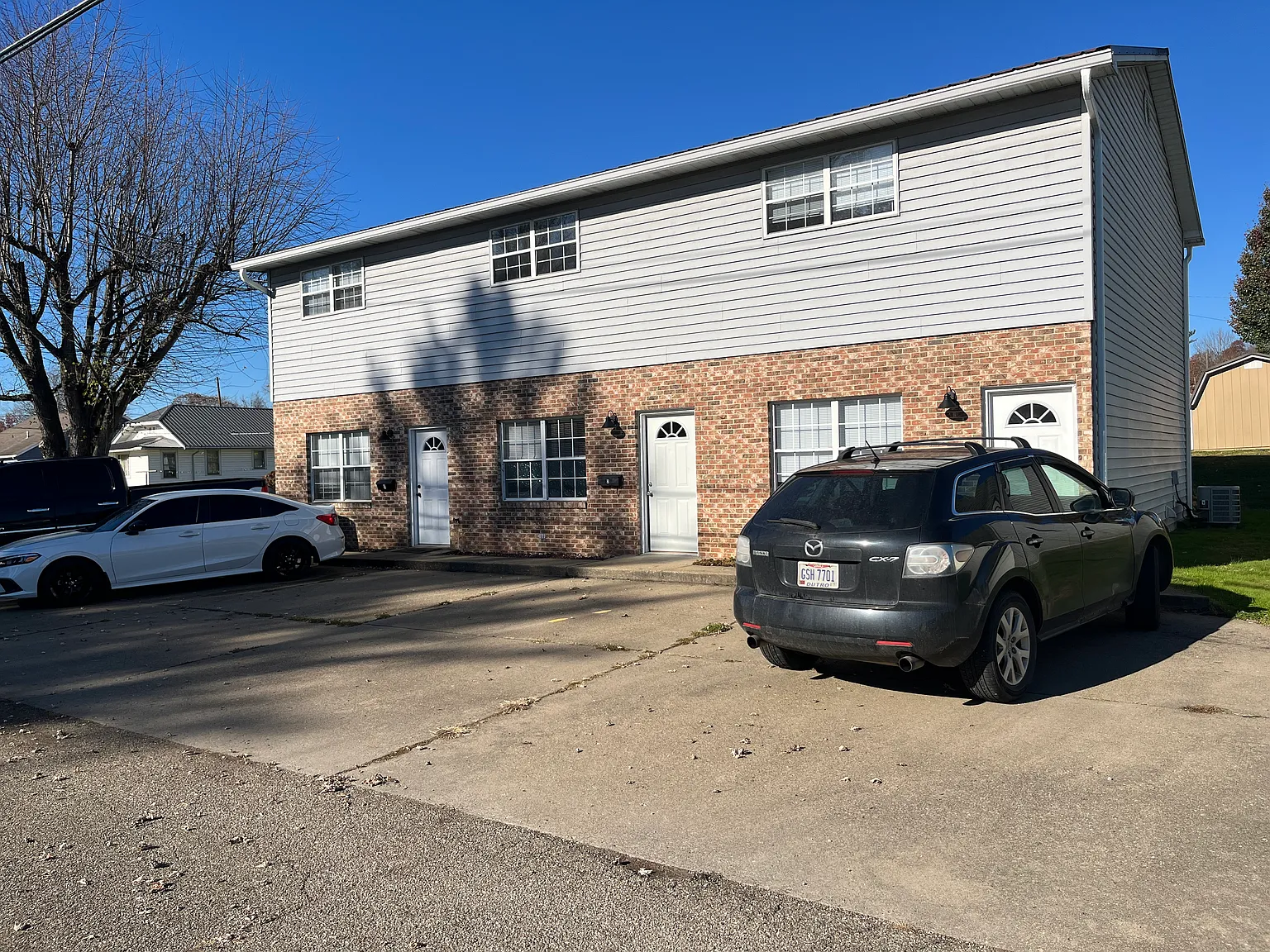 2 bed, 1.5 bath, $1,000 — Photo 1