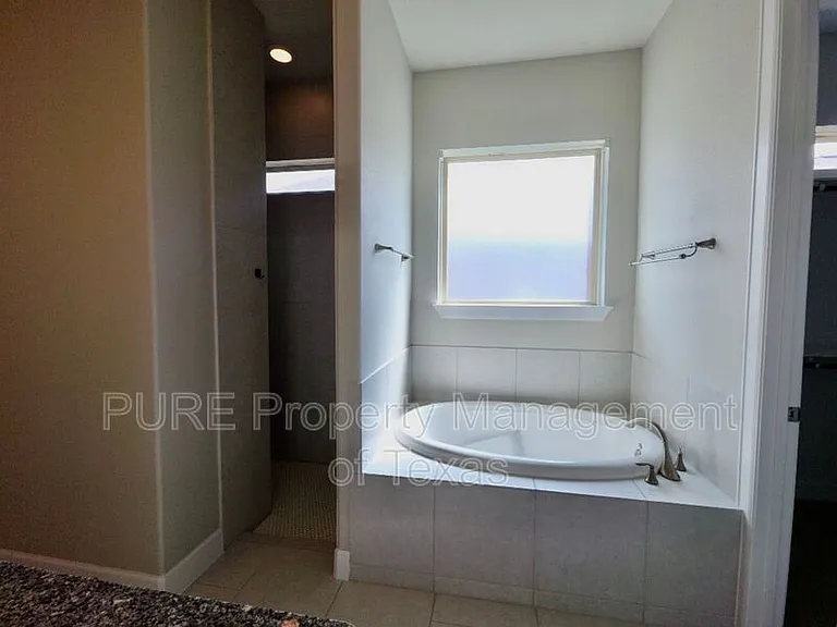 3356 Pablo Cir — Photo 11