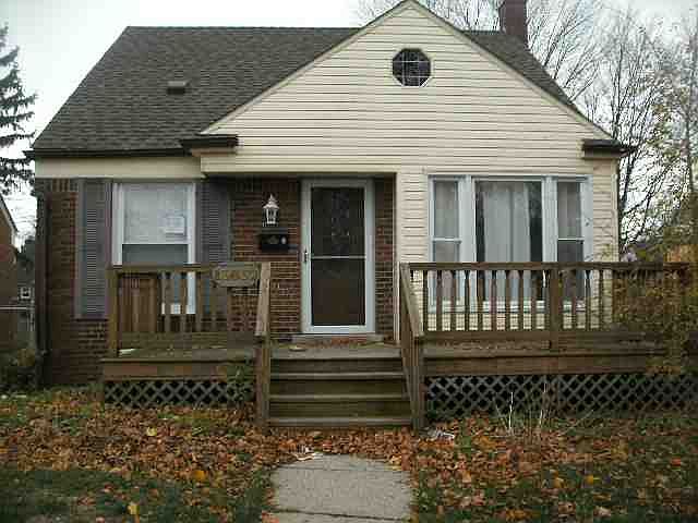 1st image of 13637 Vernon St