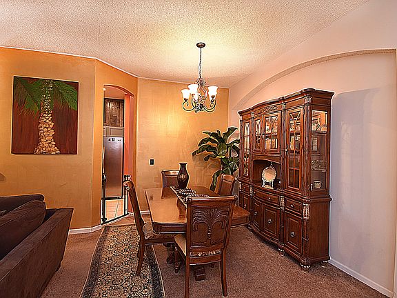 3rd image of 8098 Shadwell Ct