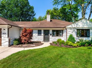 404 S York St, Elmhurst, IL 60126