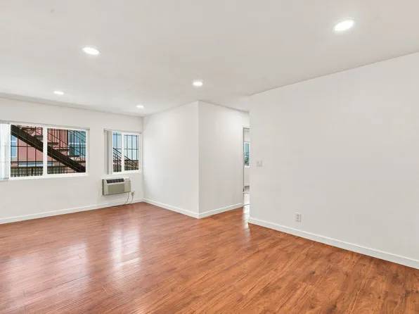 956 Elden Ave, 956 Elden Ave APT 7, Los Angeles, CA 90006