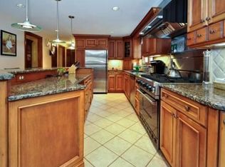 5 Brackett Ter, Plympton, MA 02367