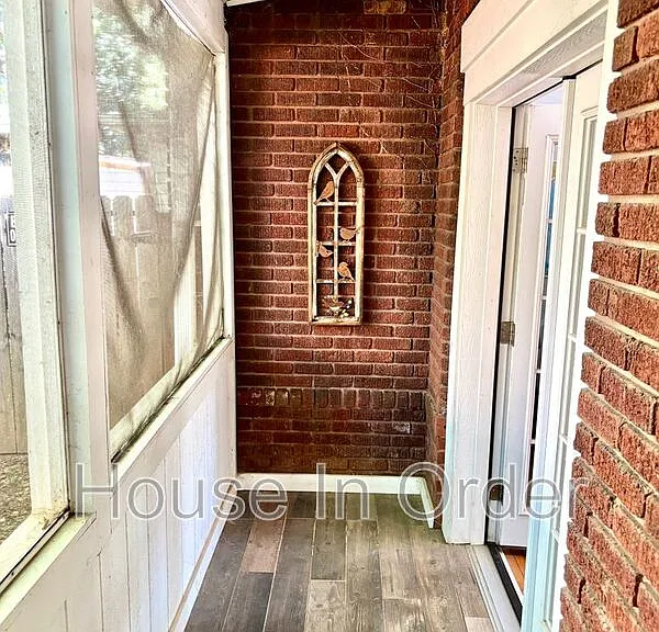 22 Brucemont Cir — Photo 12