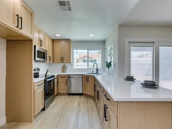 6012 Oceanside Way, Las Vegas, NV 89108