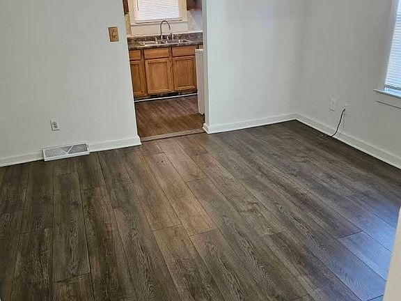 2nd image of 538 McPheron Ave