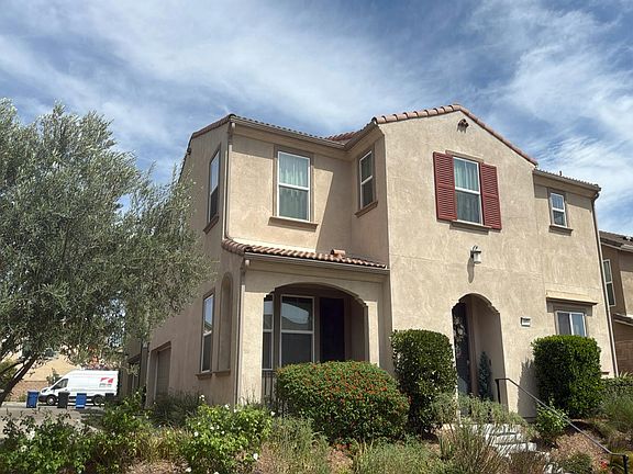 3rd image of 487 Limoneira Ln