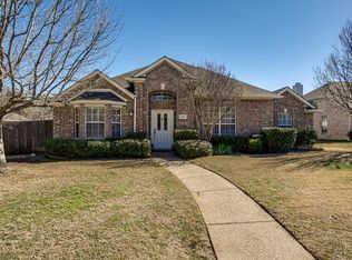 2412 Crown Ct, Carrollton, TX 75006