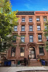 140 Jefferson Avenue in Bedford-Stuyvesant