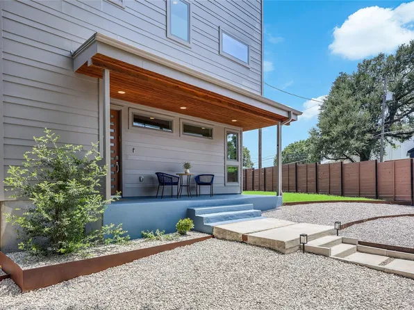 2201 E 9th St, Austin, TX 78702