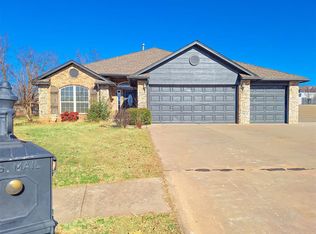 2025 Wimberley Creek Dr, Moore, OK 73160