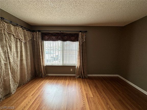4th image of 6716 Walla Walla Dr