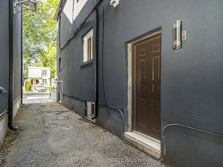 79 Marmot St #LOWER — Photo 2