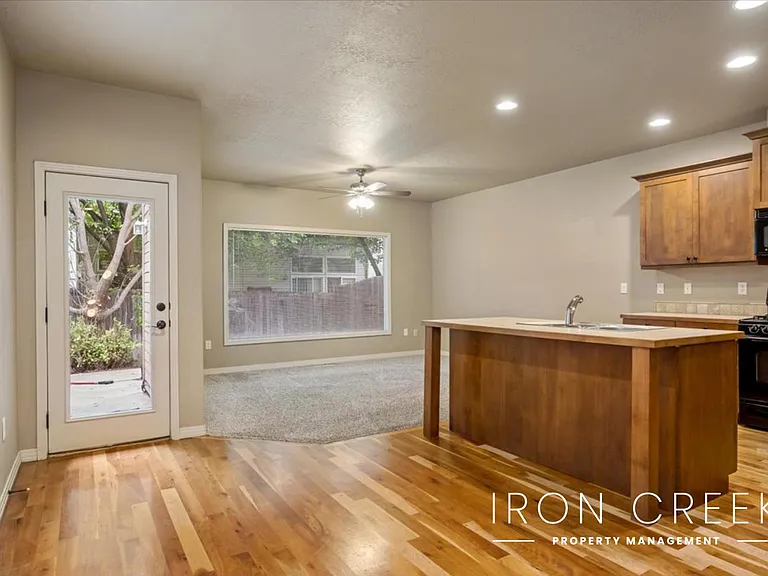 2155 S Amy Ave — Photo 5