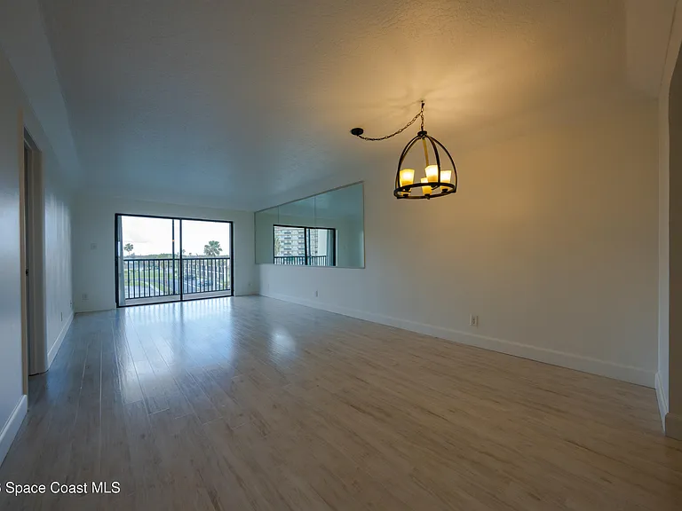 500 Palm Springs Blvd #403 — Photo 11