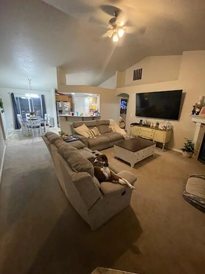 Nice home in Watersong Subdivision located in Meridian ID — Photo 2