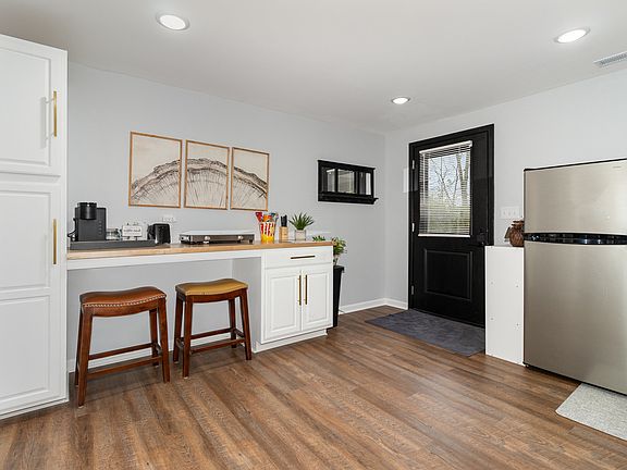 2nd image of 30 Kelley Dr #2
