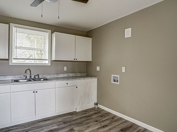 3rd image of 1004 Kentucky Ave #3