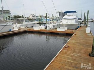 910 Basin Rd, Carolina Beach, NC 28428