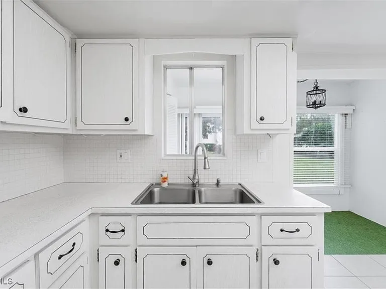 339 Joel Blvd #121 — Photo 22