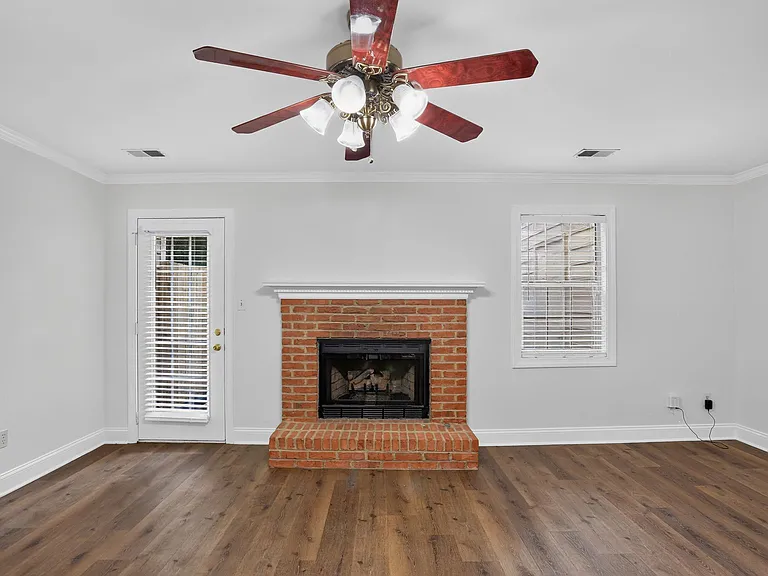 1055 Westfield Trce SE — Photo 13