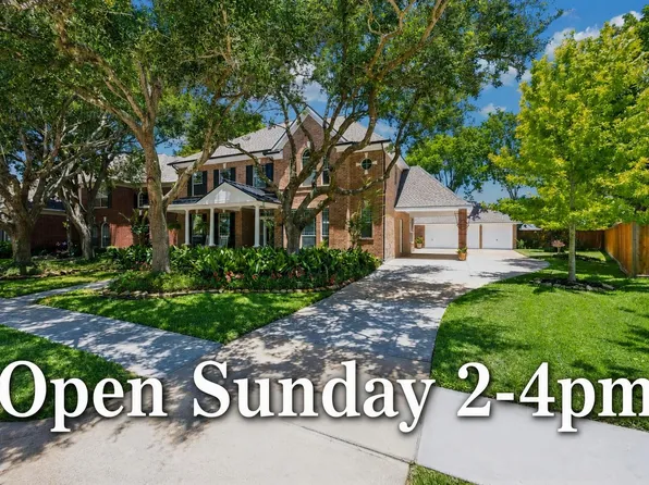 7535 Guinevere Dr, Sugar Land, TX 77479